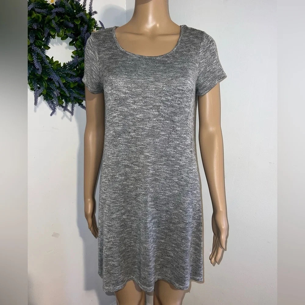 Love Fire,S,scoop neck short sleeve top front pocket knit lightweight mini dress